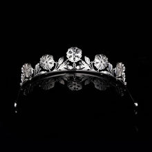 Load image into Gallery viewer, Replica platninum-plated Strathmore rose tiara