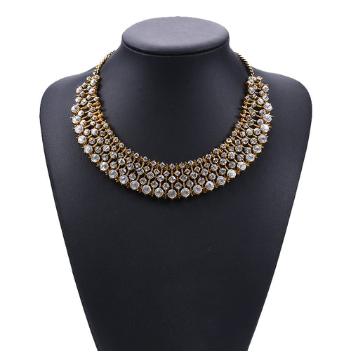 Duchess of Camrbidge #replikate Zara statement necklace