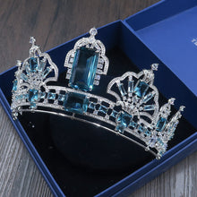 Load image into Gallery viewer, Queen&#39;s Brazilian aquamarine tiara replica