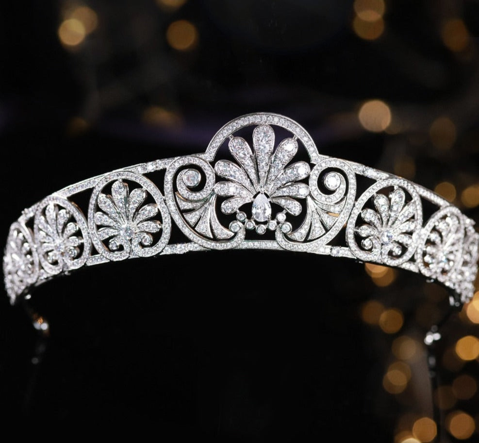 Duchess of Gloucester's honeysuckle tiara replica